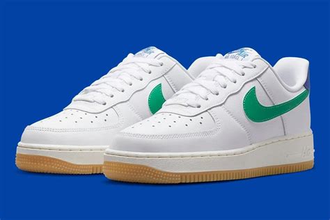 Womens Green Air Force 1 Shoes (5) 